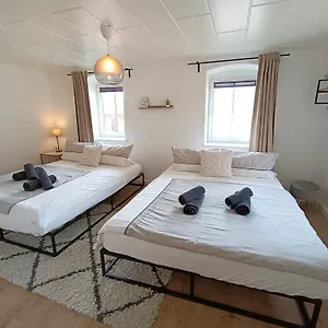 https://design-apartmentaltstadttoplage2-zimmer.com-bavaria.com